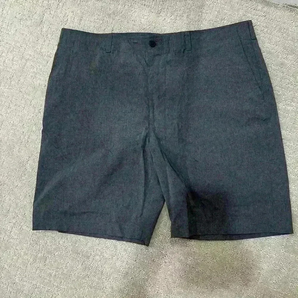 Lot of 3 pair of men’s golf shorts, Champion, Nicklaus, Goodfellow, size 40 - Picture 7 of 9